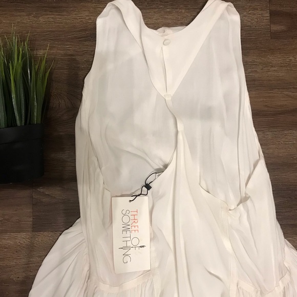 Three Of Something White Seven Caves Dress - Picture 7 of 11